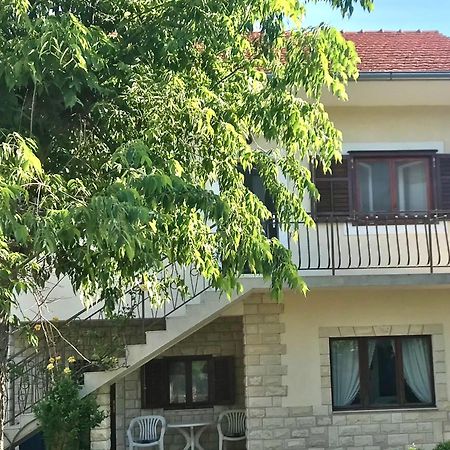 Family Friendly Holiday Home "Ana" シベニク エクステリア 写真